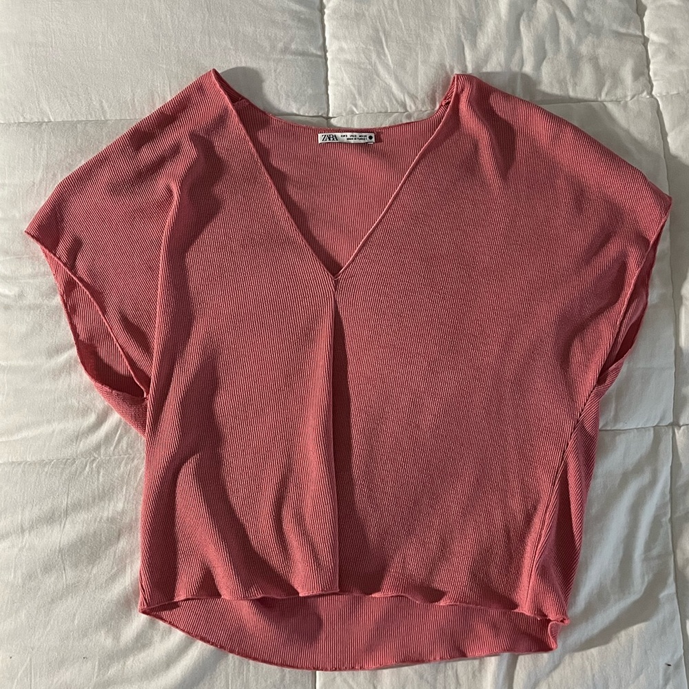 Zara V-neck pink top